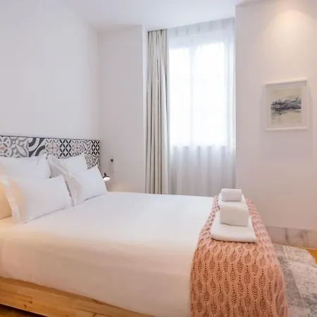 Be Local - Historic House Of Santo Andre In Alfama - Apartment *