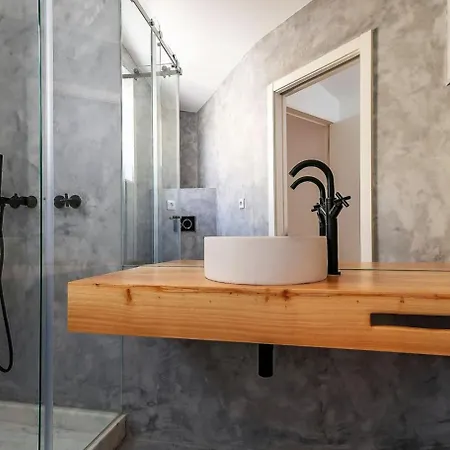 Be Local - Historic House Of Santo Andre In Alfama -